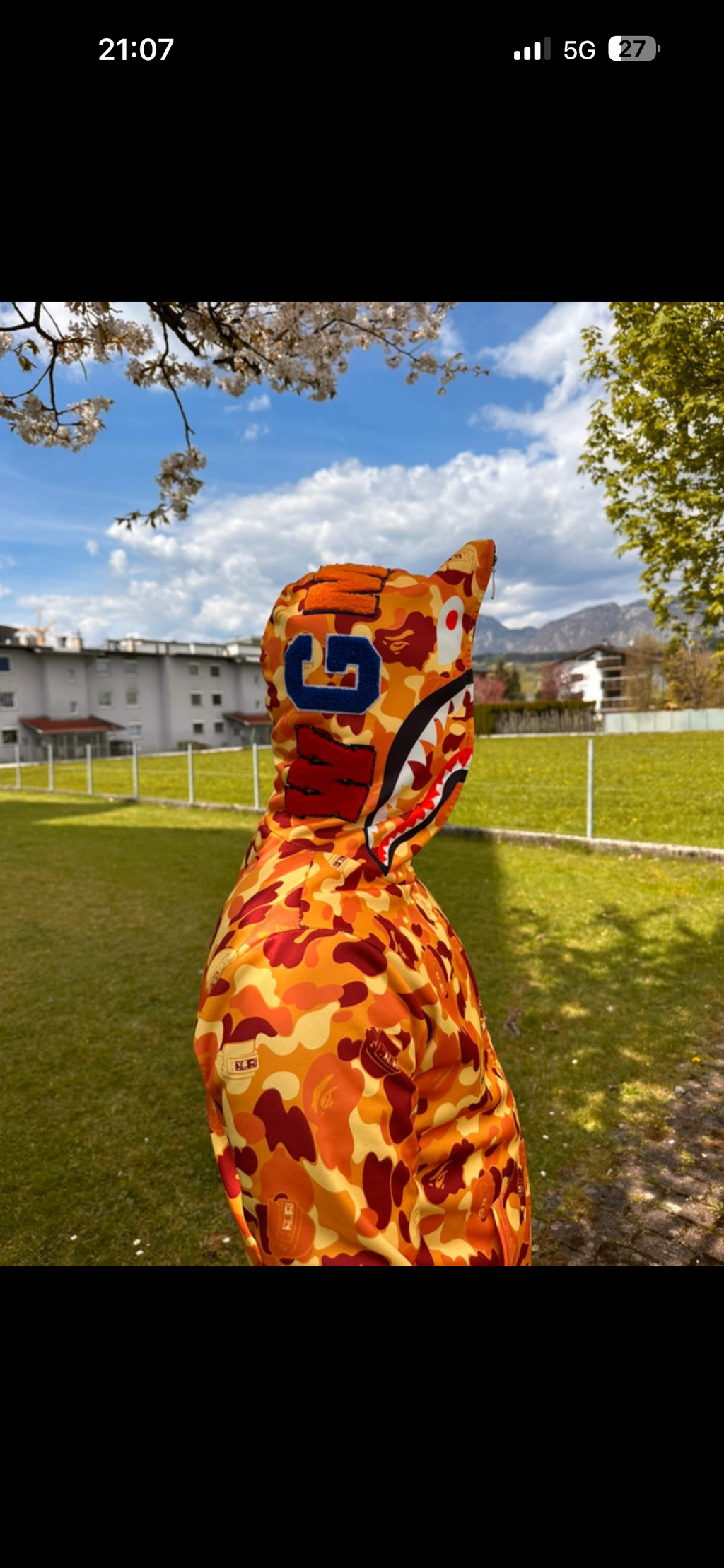 Gaming Shark Hoodie – Orange Camo 🔥