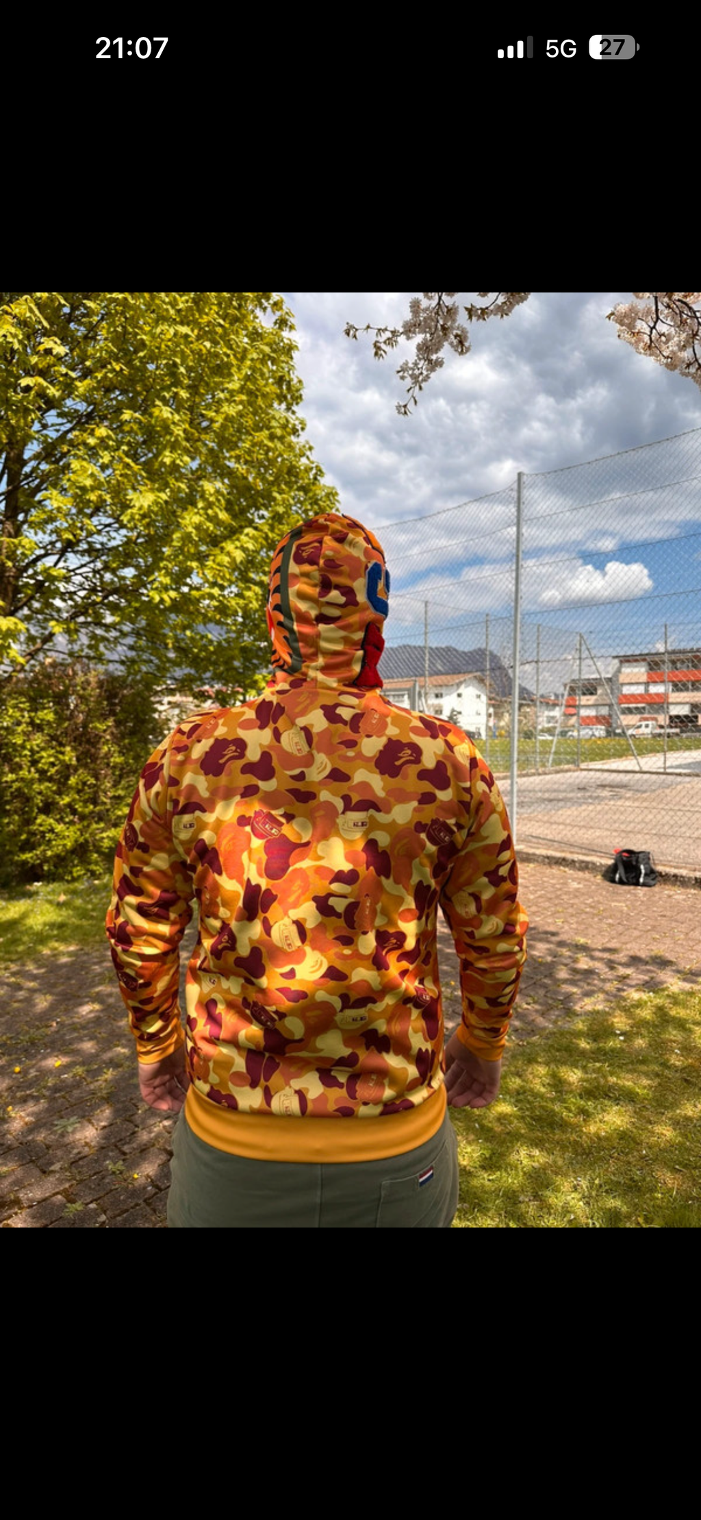 Gaming Shark Hoodie – Orange Camo 🔥