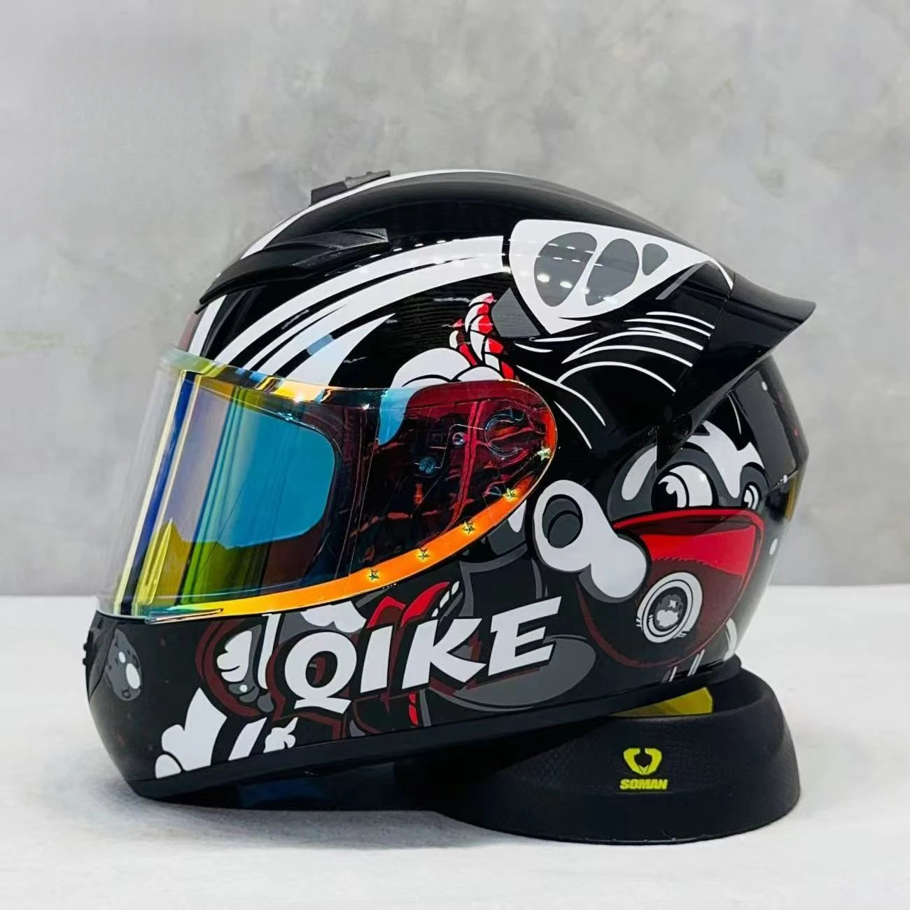 Street Graffiti Style Full Face Motorcycle Helmet Reduces Wind Drag Stabilizing Head at High Speeds for a Less Fatiguing Ride