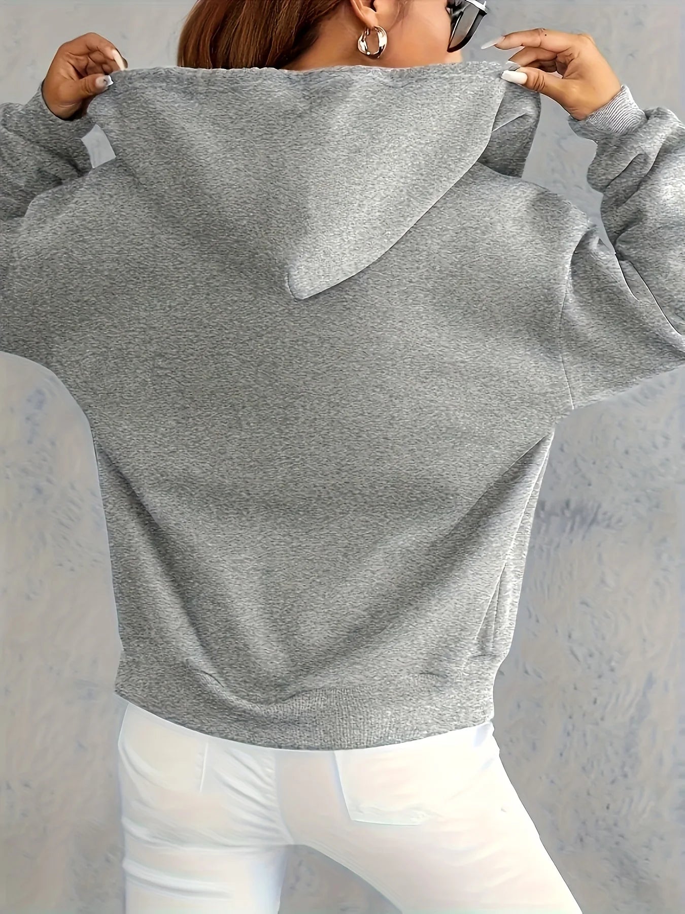 Women’s Zip-Up Hoodie 🔥 – Oversized, Warm & Modern